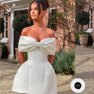 Elegant White Off-Shoulder Dress Raquel dress